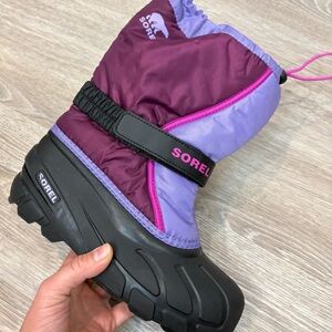 Sorel FLURRY Youth Boot Purple Winter Waterproof Snow Boots sz 5 US 37 EU